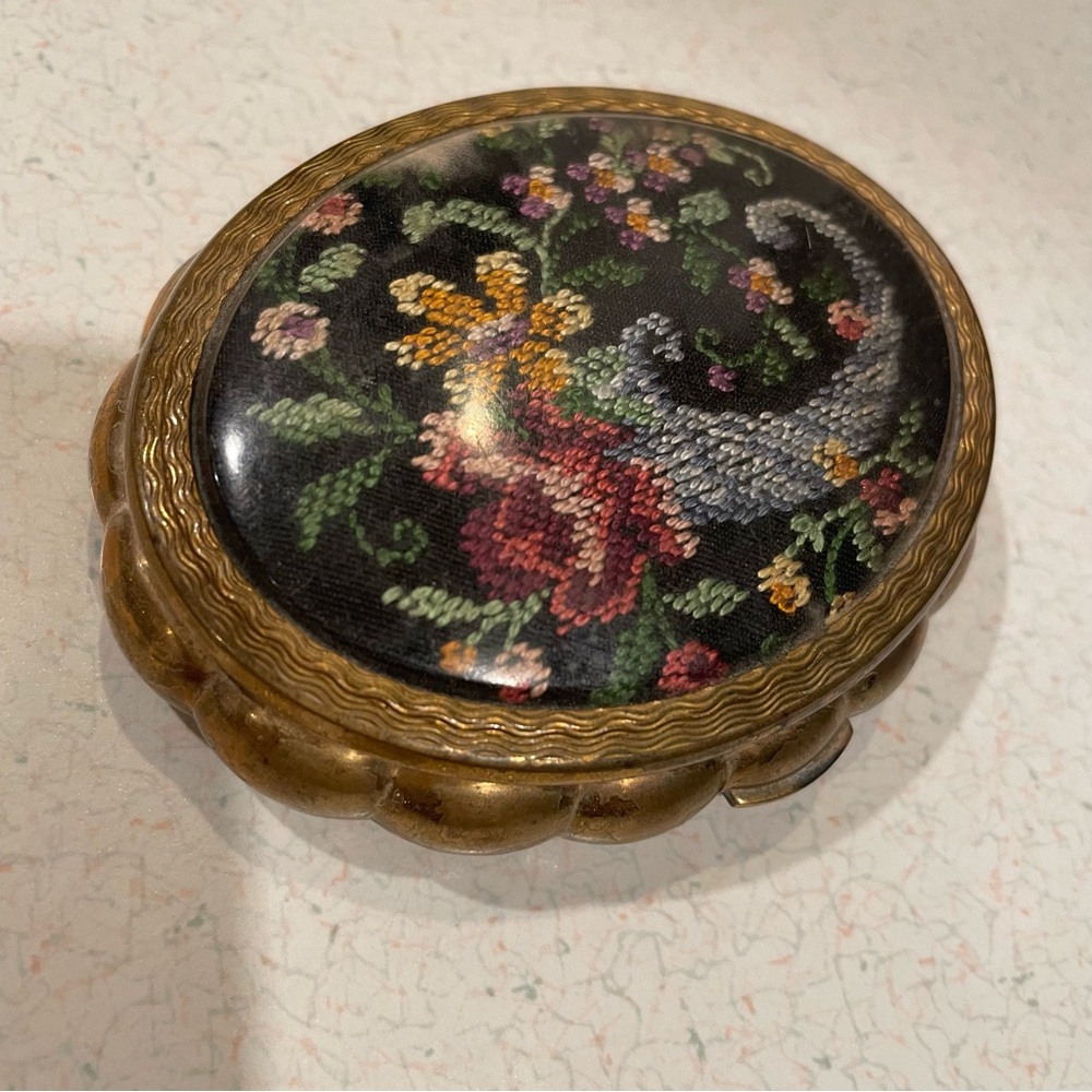 VTG 50s RARE KIGU Brass Powder Compact Petit Point Cornucopia Made in England